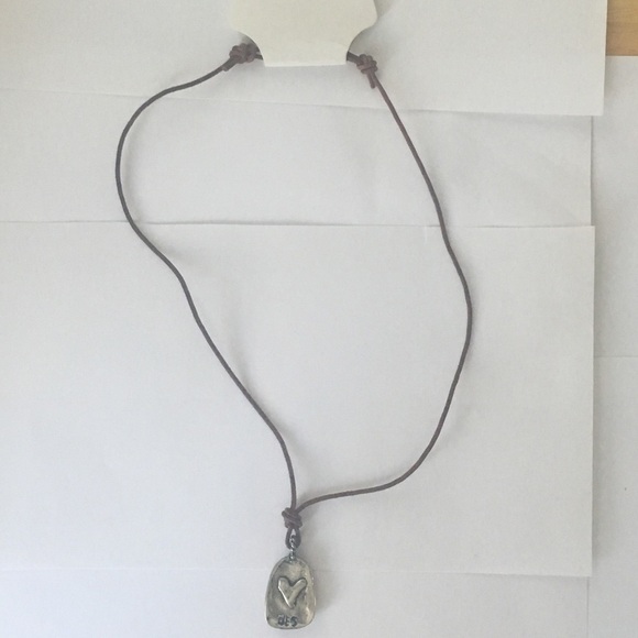 Angel/Heart Necklace - Picture 2 of 4